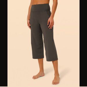 Brand New! LuluLemon Align Wide Leg Crop Leggings/ Capris